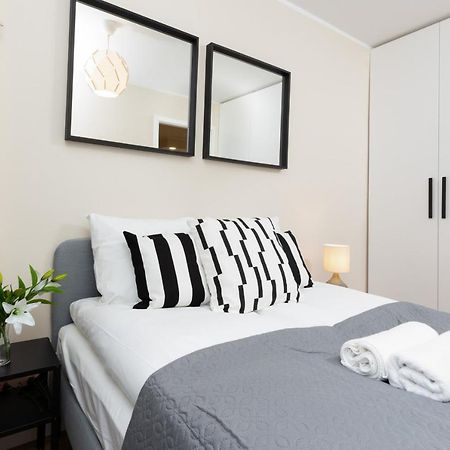 Apartments Warsaw Krolewska By Noclegi Renters Luaran gambar